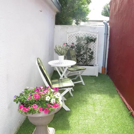 Apartamento Haus Zum Kleinen Versteck 5 *